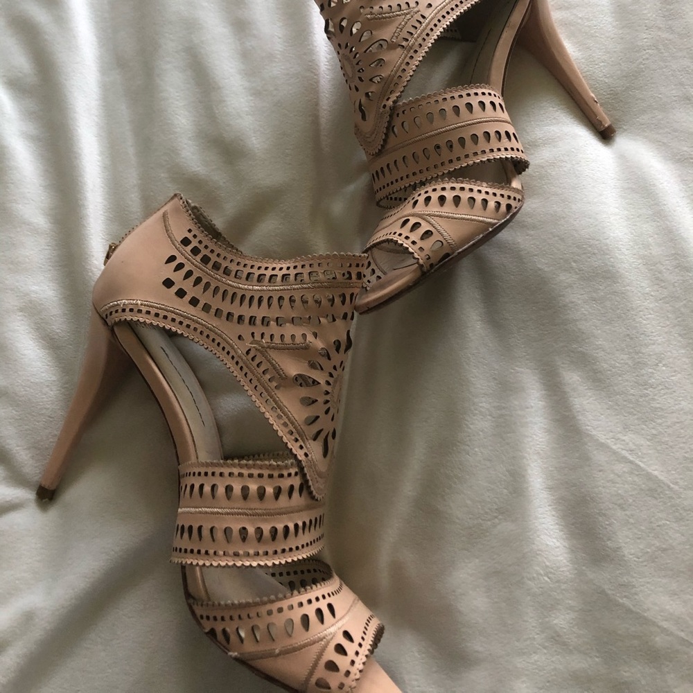 AÉRIN shoes